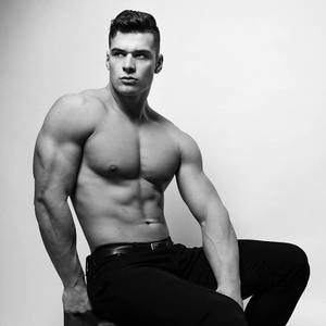 Meet your Posher, Justin